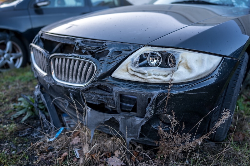 how to sell a damaged car